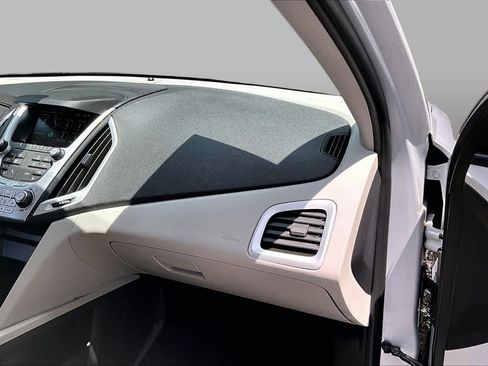 Used 2013 GMC Terrain SLE FWD image 18