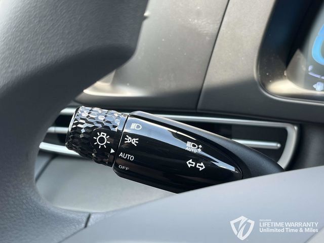 New 2026 Hyundai Elantra SE FWD image 21