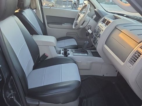 Used 2009 Ford Escape XLT image 29