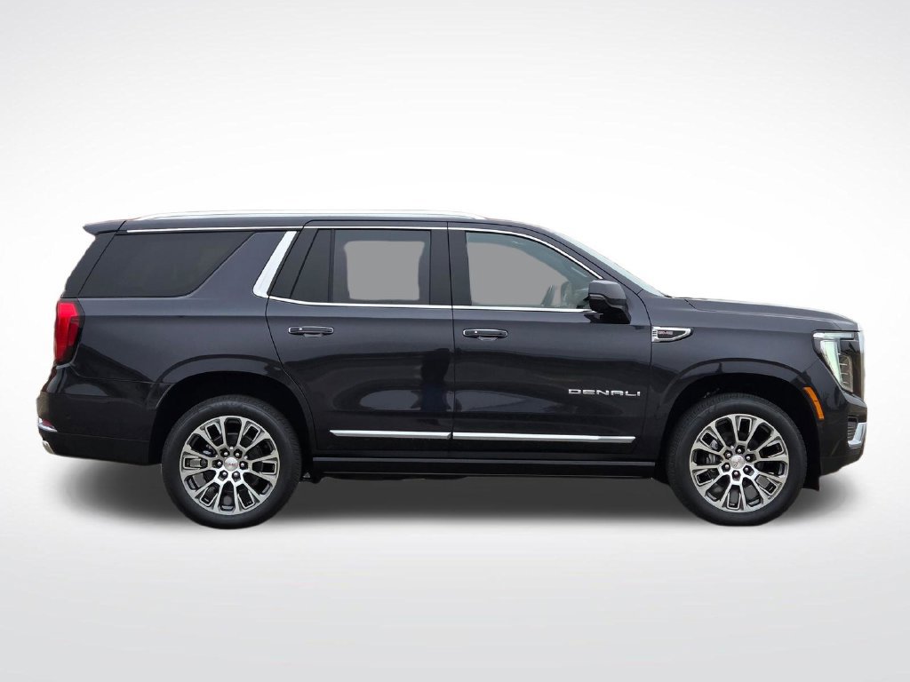 New 2026 GMC Yukon Denali w/ Denali Reserve Package AWD/4WD image 2