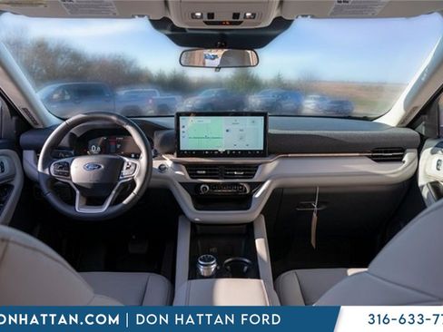 New 2026 Ford Explorer Active w/ Active Comfort Package image 3