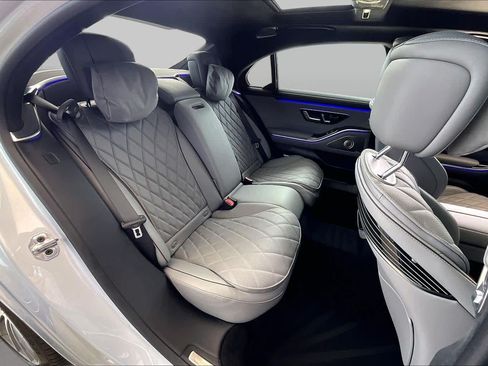 Used 2026 Mercedes-Benz S 580 4MATIC Sedan image 18
