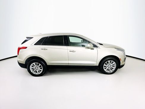 Used 2017 Cadillac XT5 FWD w/ LPO, Wheel Lock Package image 10