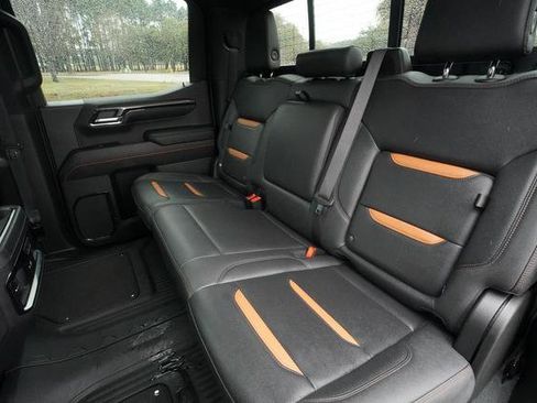 Used 2023 GMC Sierra 1500 AT4 w/ Technology Package image 29