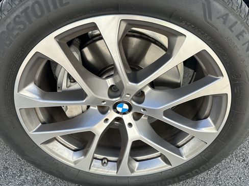 Used 2024 BMW X5 xDrive40i w/ Premium Package AWD/4WD image 15