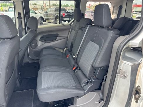 Used 2022 Ford Transit Connect XLT FWD image 14