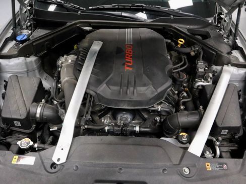 Used 2023 Kia Stinger GT2 image 19