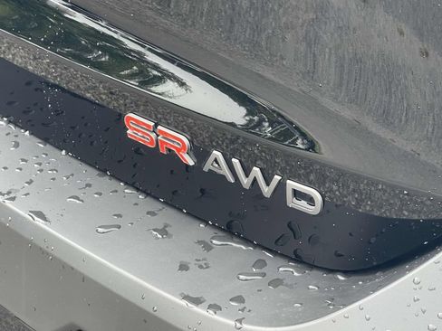 New 2025 Nissan Kicks SR w/ SR Premium Package image 8