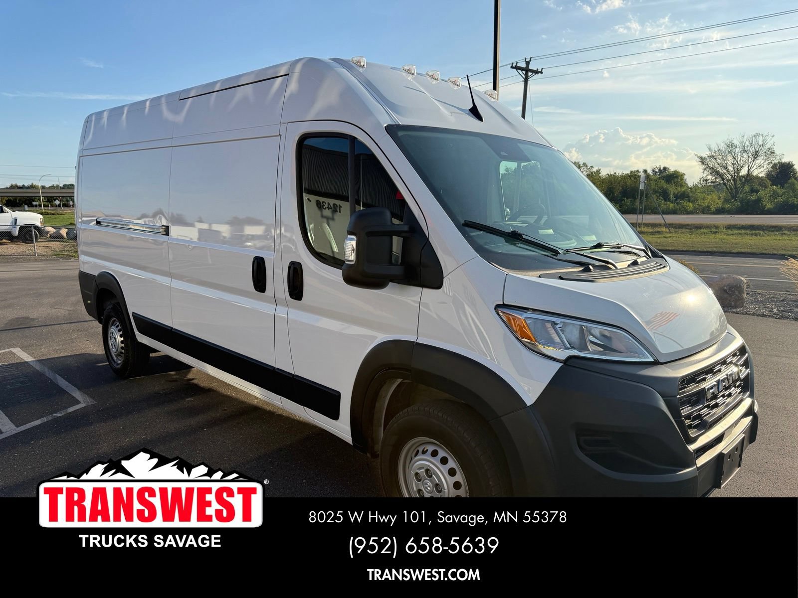 Used 2025 RAM ProMaster 3500 w/ Convenience Group FWD image 15
