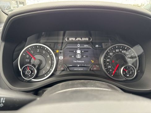 New 2026 RAM 1500 Big Horn AWD/4WD image 16