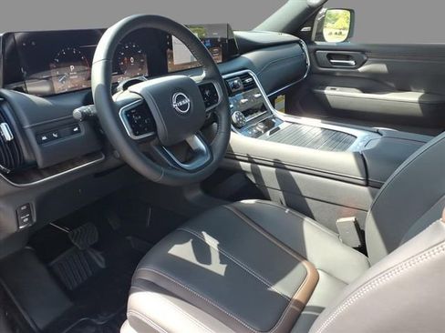 New 2026 Nissan Armada SL w/ Captain's Chari Seat Package image 4