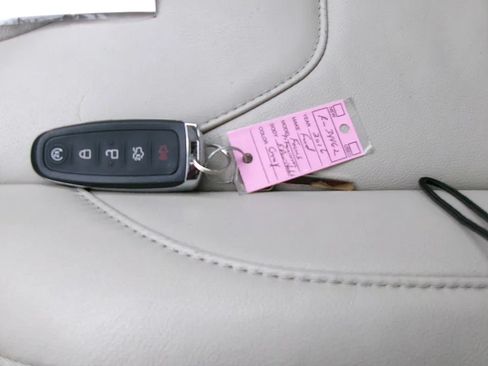Used 2016 Ford Focus Titanium w/ Exterior Protection Package FWD image 16