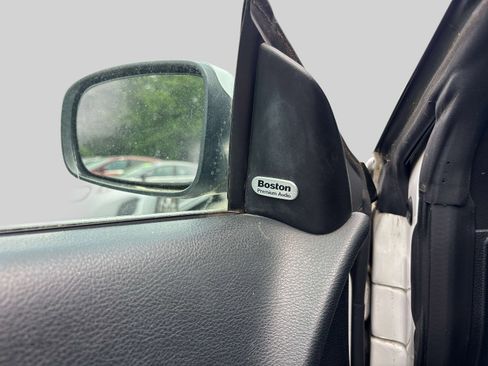 Used 2013 Chrysler 200 S FWD image 7