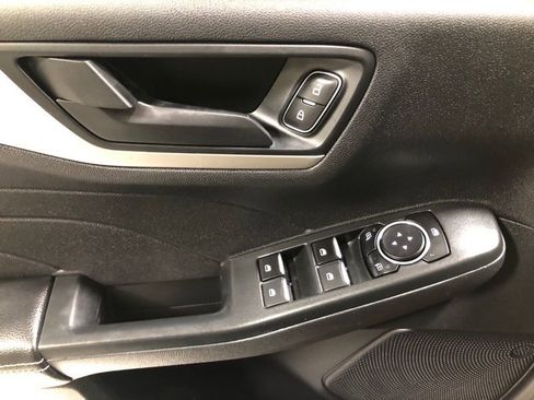 Used 2022 Ford Escape SE w/ Cold Weather Package AWD/4WD image 19