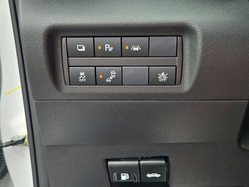 Used 2025 Nissan Kicks Play S FWD image 21