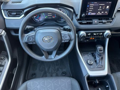 Used 2024 Toyota RAV4 AWD Hybrid image 17