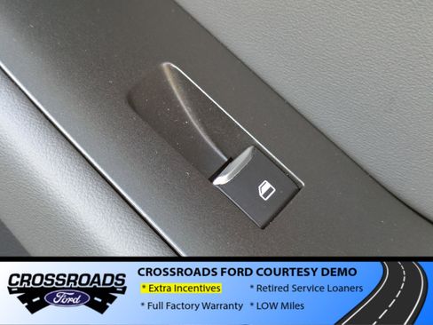 New 2025 Ford Explorer Active image 37