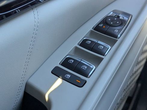 Used 2026 Kia Carnival SX Prestige image 26