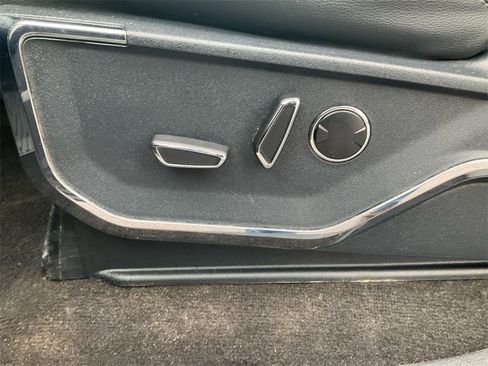 Used 2023 Ford F150 Lariat w/ Equipment Group 502A High image 16