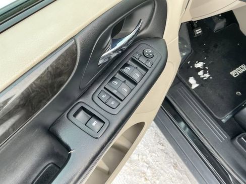 Used 2017 Dodge Grand Caravan SE w/ Power Window Group image 23