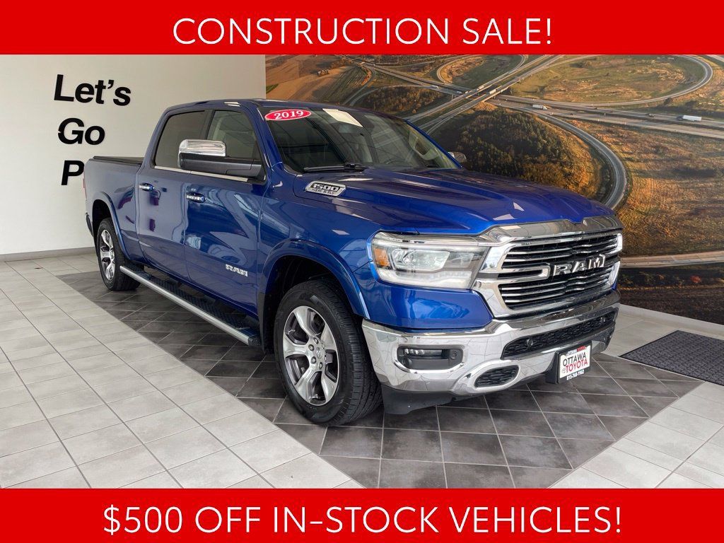 Used 2019 RAM 1500 Laramie AWD/4WD image 1