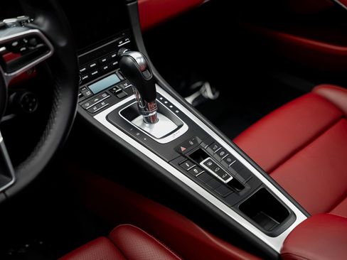 Used 2019 Porsche 911 Carrera S RWD image 57