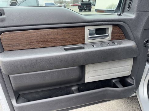 Used 2013 Ford F150 Lariat w/ Lariat Chrome Pkg image 8