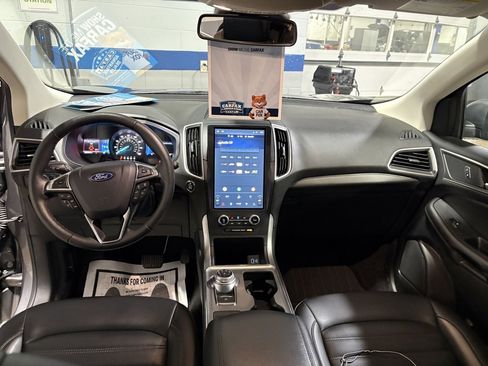 Used 2022 Ford Edge SEL w/ Convenience Package image 13