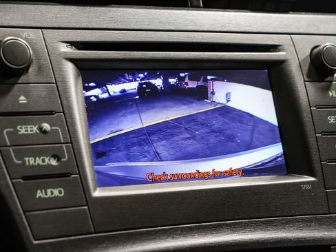 Used 2015 Toyota Prius Two FWD image 24