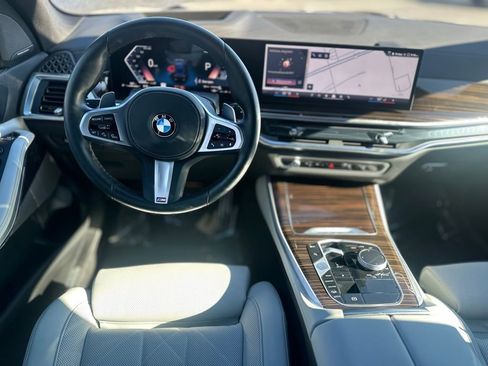 Certified 2026 BMW X5 xDrive40i w/ M Sport Package image 10