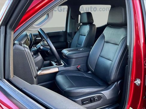 Used 2021 Chevrolet Silverado 1500 LT Trail Boss w/ Convenience Package II image 23