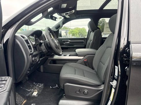 New 2026 RAM 1500 Big Horn AWD/4WD image 17