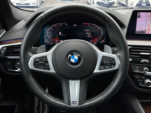 Used 2020 BMW 530i w/ M Sport Package RWD image 22
