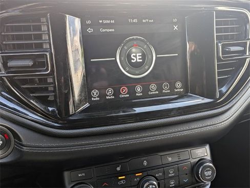 Certified 2022 Dodge Durango GT image 17