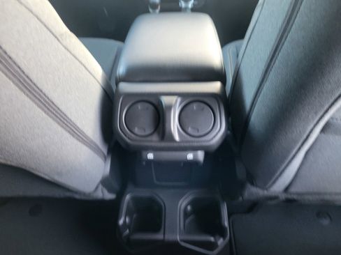 New 2026 Jeep Gladiator Sport image 17