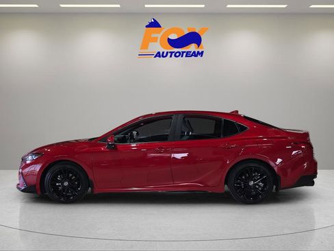 Certified 2025 Toyota Camry SE w/ Convenience Package FWD image 2