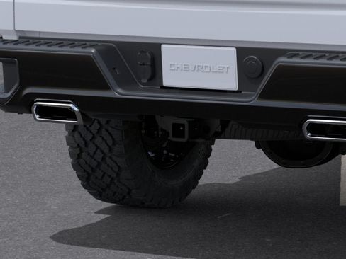 New 2026 Chevrolet Silverado 1500 Custom Trail Boss w/ LPO, Dark Essentials Package AWD/4WD image 14