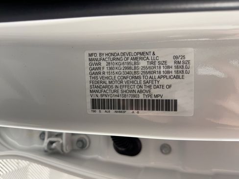 New 2025 Honda Pilot EX-L image 17