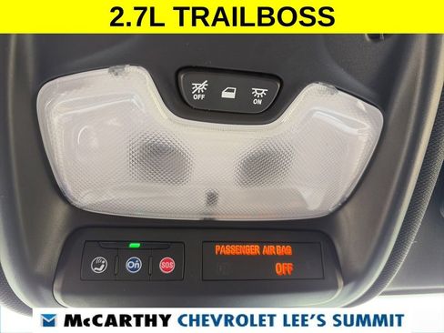 Used 2025 Chevrolet Colorado Trail Boss AWD/4WD image 28