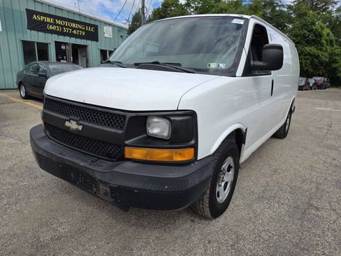Used 2006 Chevrolet Express 1500 RWD image 4