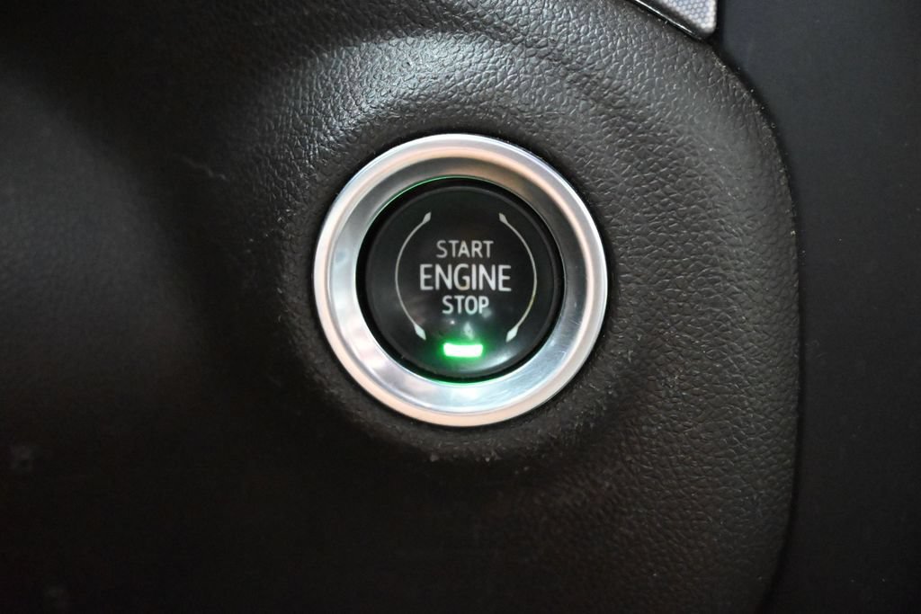 Used 2021 GMC Sierra 1500 SLT AWD/4WD image 10