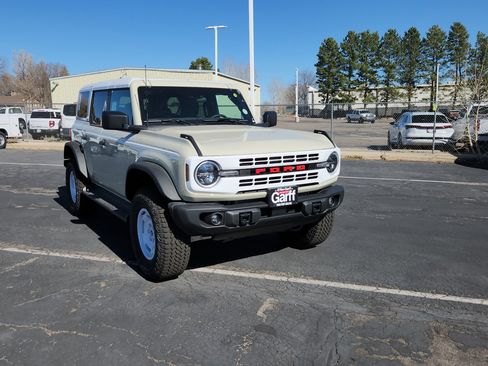 New 2026 Ford Bronco Heritage Edition AWD/4WD image 20