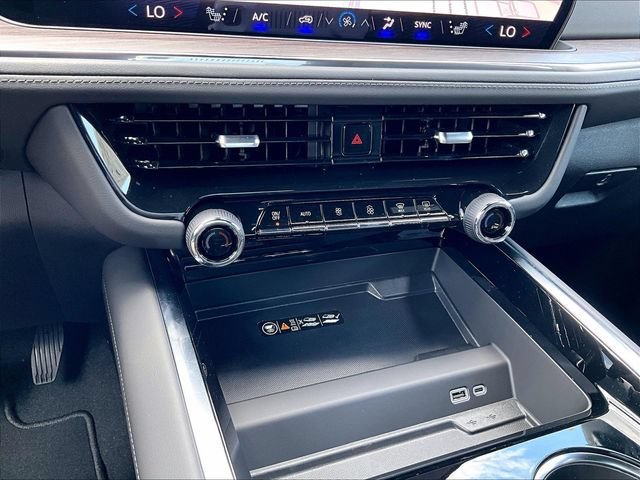 New 2026 Chevrolet Tahoe Z71 w/ Z71 Off-Road Package AWD/4WD image 22