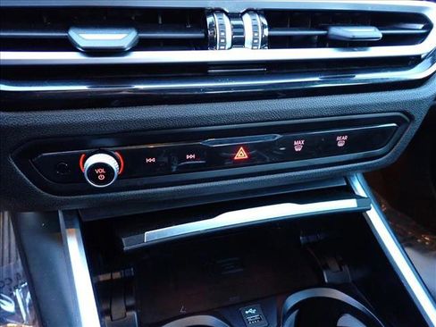 Used 2023 BMW 330i xDrive Sedan image 20