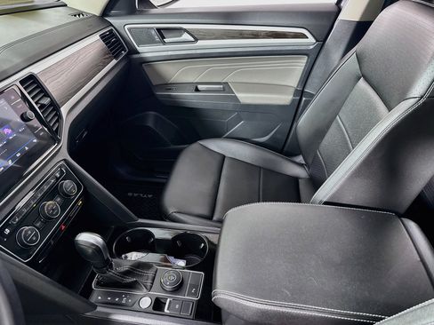 Used 2023 Volkswagen Atlas SE w/ Panoramic Sunroof Package AWD/4WD image 25