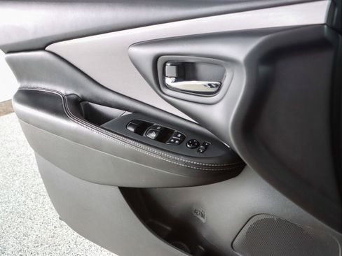 Used 2023 Nissan Murano SV AWD/4WD image 21