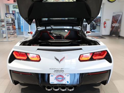 Used 2015 Chevrolet Corvette Stingray Coupe w/ 2LT Preferred Equipment Group RWD image 21