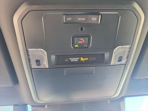 Certified 2025 Toyota Tacoma TRD Off-Road image 32