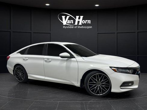 Used 2019 Honda Accord Sport image 1