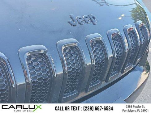 Used 2017 Jeep Cherokee High Altitude image 7